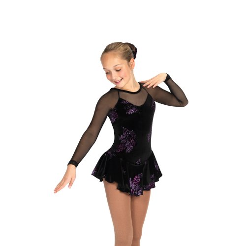 07 Ballet in Black Dress