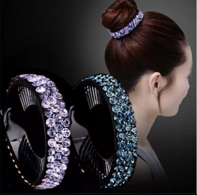 Nut holder with crystals