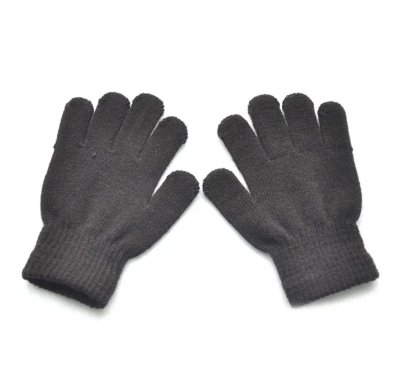 Knitted Gloves